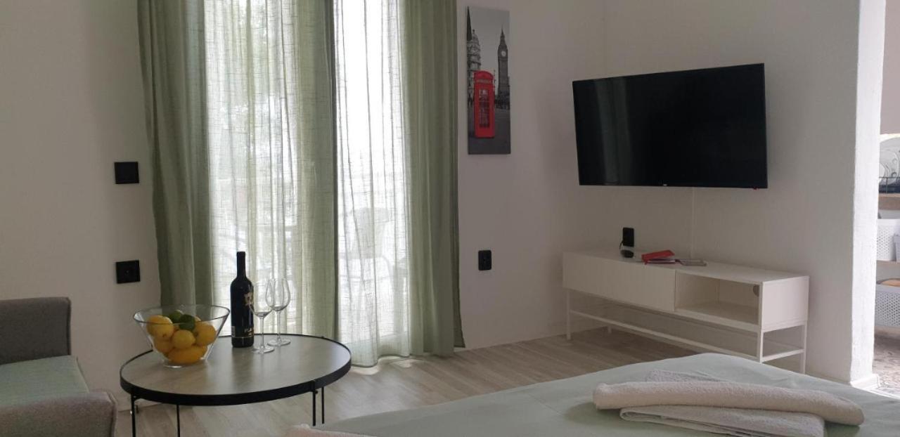 Adriatic Apartment โอเรบิก ภายนอก รูปภาพ