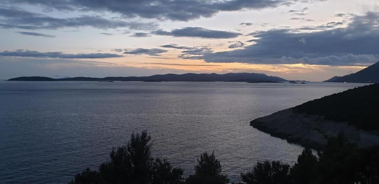 Adriatic Apartment โอเรบิก ภายนอก รูปภาพ
